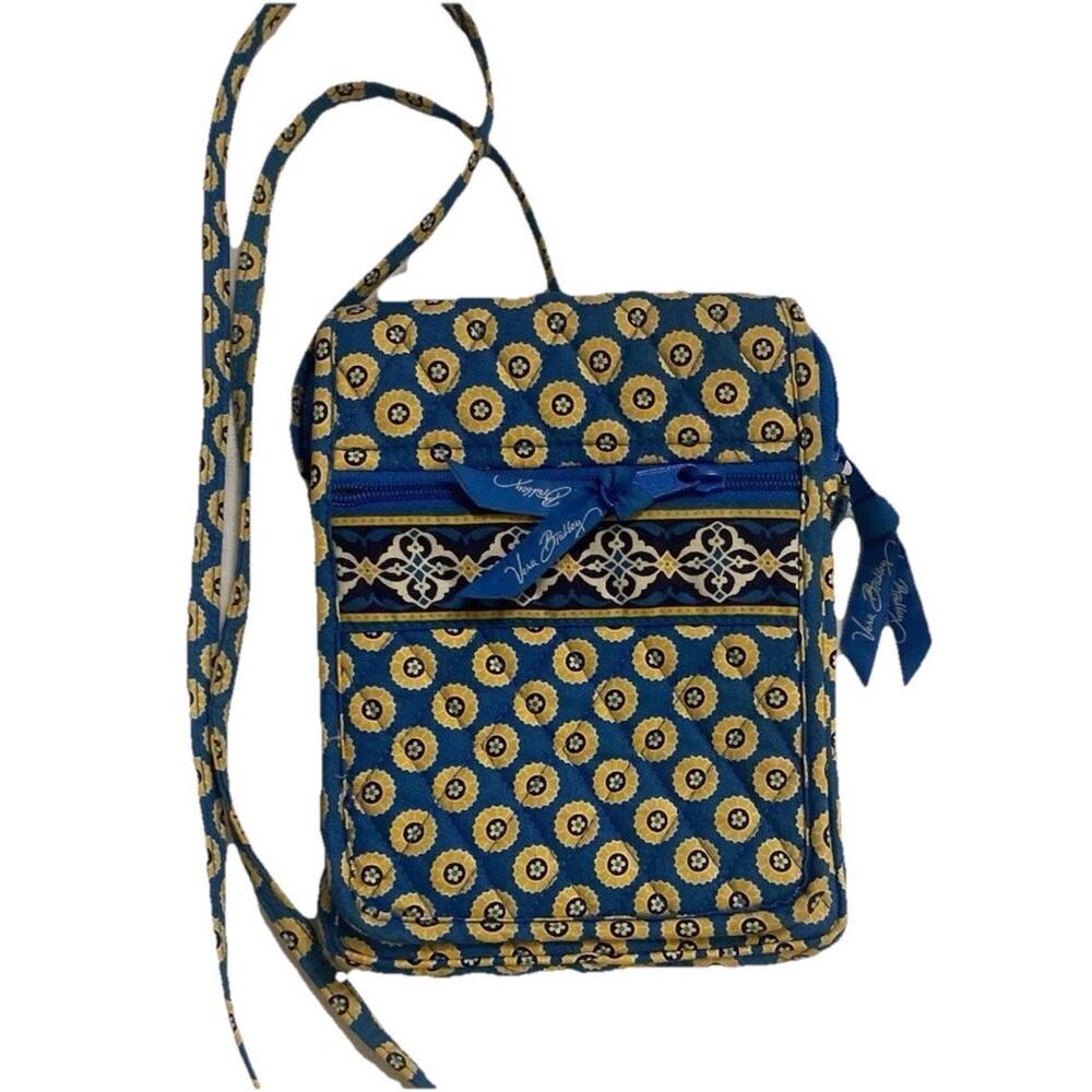 Vera Bradley Riviera Blue Mini Hipster Crossbody Purse 8' X 6" Retired Pattern